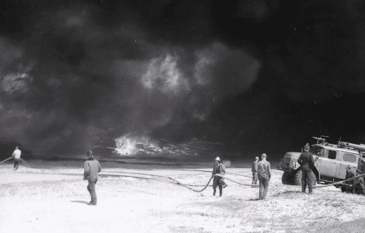 Пожар на шпалозаводе в Борках в мае 1970 года - вид с Бутырок – фото Владимира Ширини